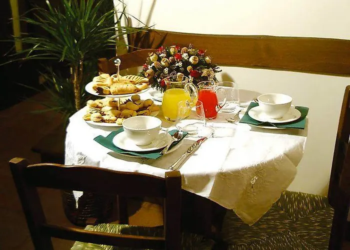 Alojamento de Acomodação e Pequeno-almoço Fiorita 3*